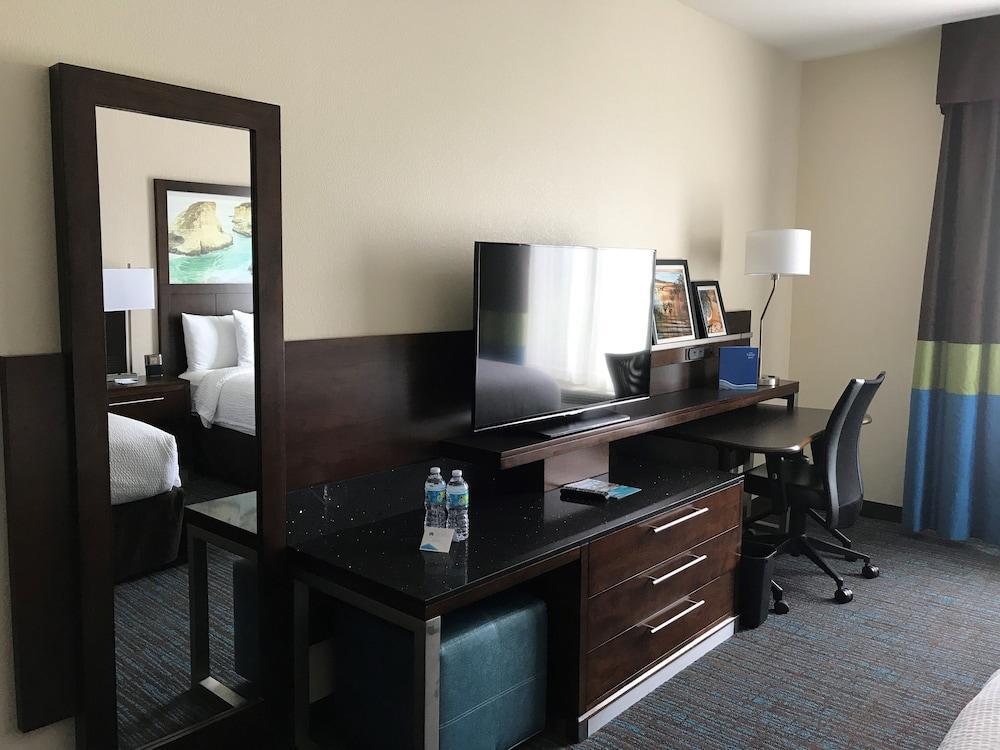 Fairfield Inn & Suites By Marriott San Diego Carlsbad Ngoại thất bức ảnh